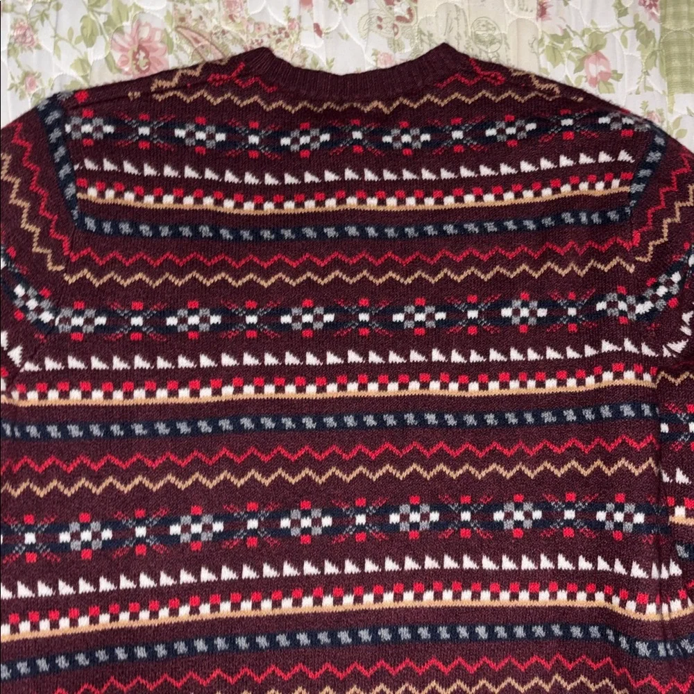 Old Navy Men’s Crew-Neck Sweater - Picture 4 of 6